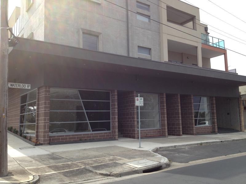 208 Waterloo Road, Oak Park VIC 3046