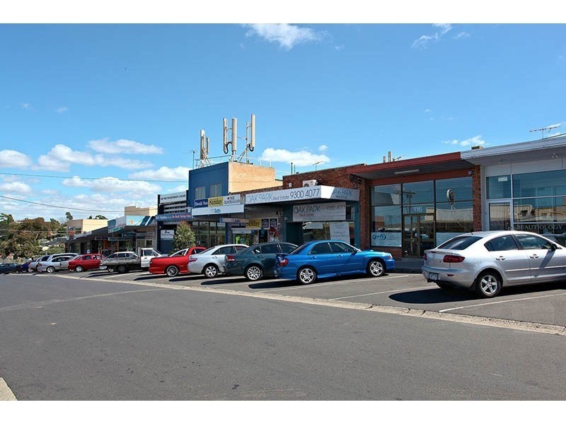 208 Waterloo Road, Oak Park VIC 3046