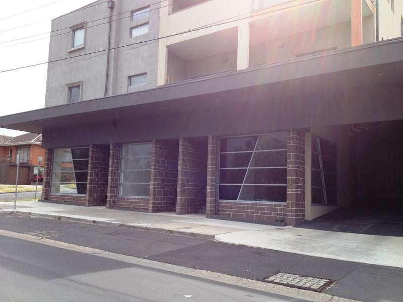 210 Waterloo Road, Oak Park VIC 3046