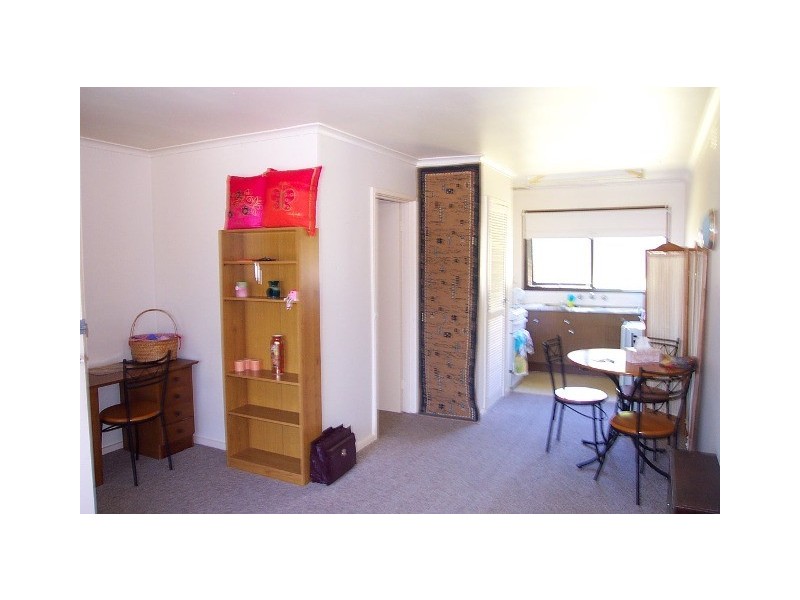 2/41 Cochrane Street, Mitcham VIC 3132