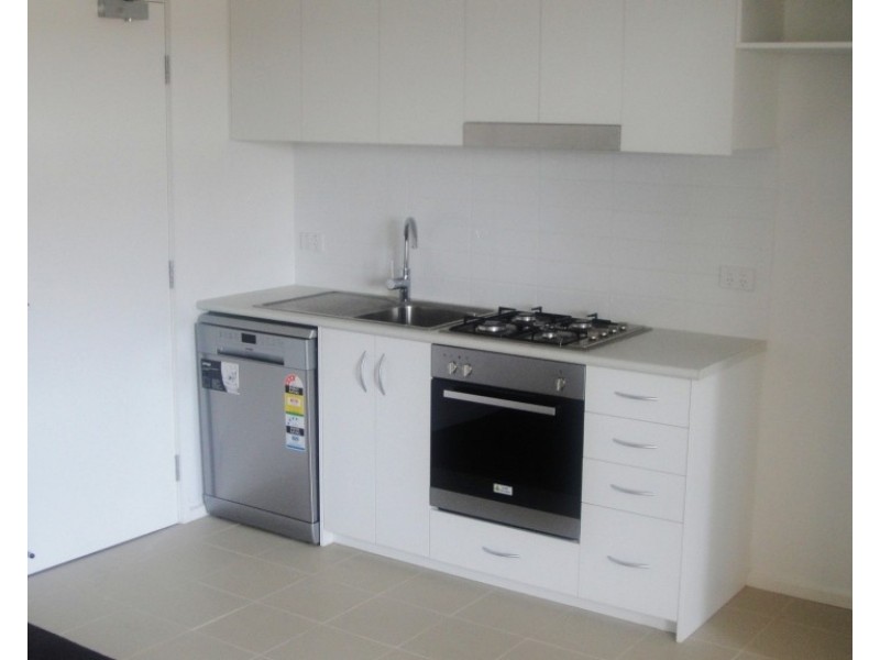 111/8 Pottery Court, Brunswick VIC 3056