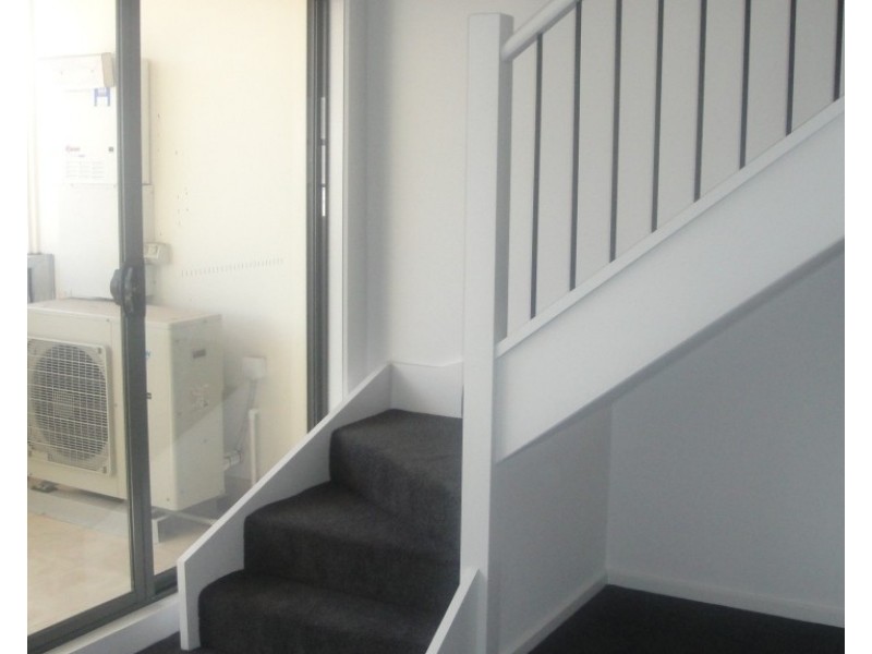 111/8 Pottery Court, Brunswick VIC 3056