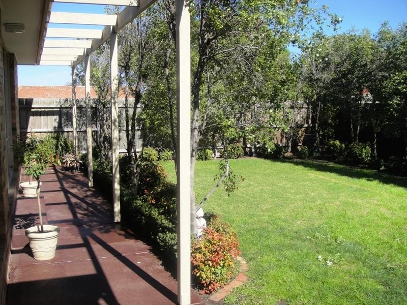 39 Dickinson Street, Glenroy VIC 3046