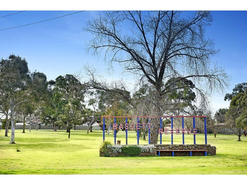 2/31 Beaumont Parade, West Footscray VIC 3012