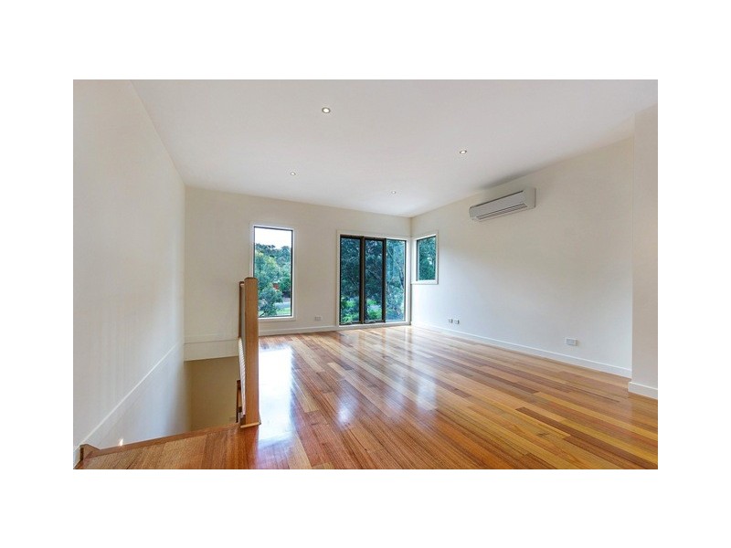 7/2 Parsons Road, Eltham VIC 3095