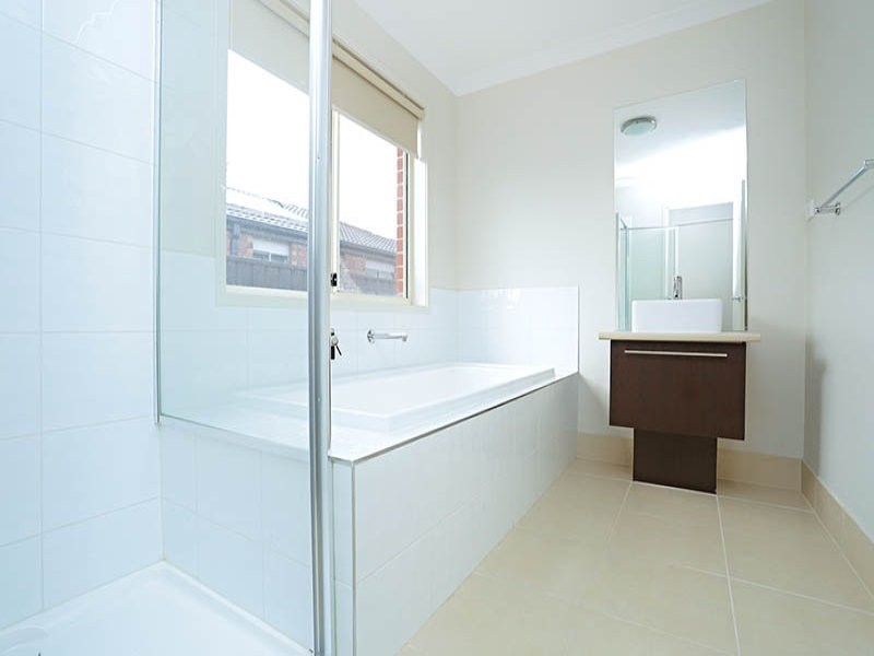 1 O’Connor Road, Deer Park VIC 3023