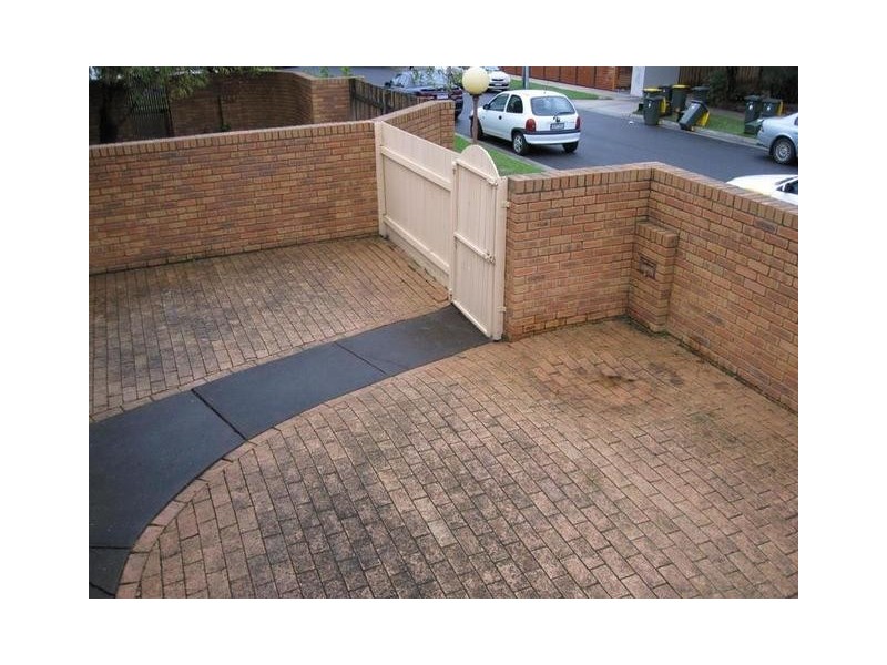 1/119 Rennie Street, Coburg VIC 3058