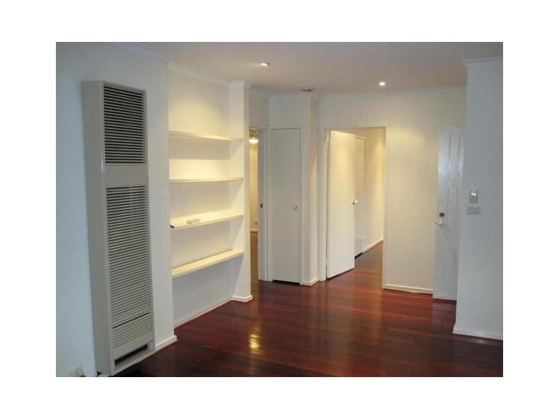 1/119 Rennie Street, Coburg VIC 3058