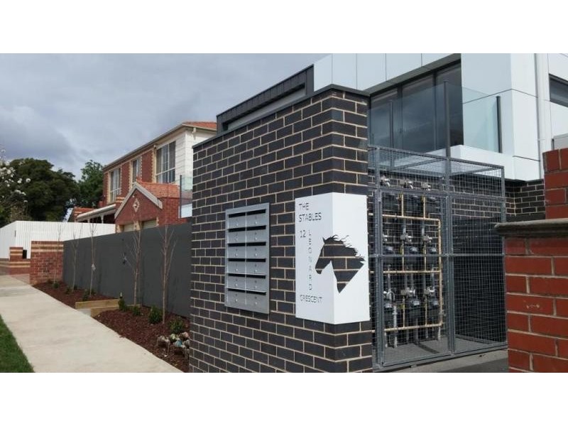 6/12 Leonard Crescent, Ascot Vale VIC 3032
