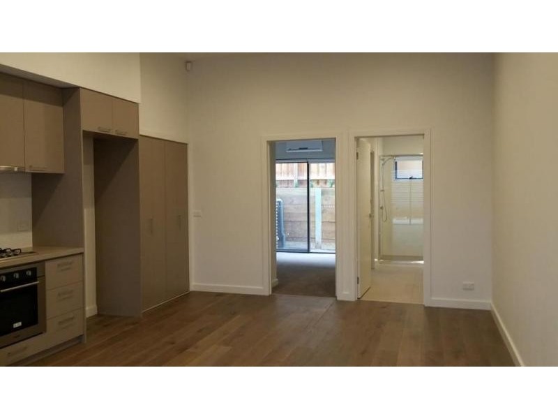 6/12 Leonard Crescent, Ascot Vale VIC 3032