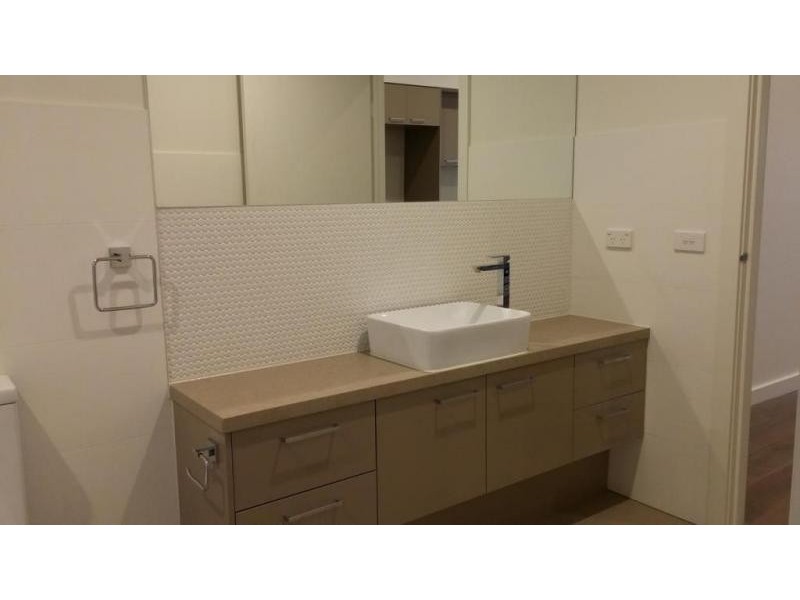 6/12 Leonard Crescent, Ascot Vale VIC 3032