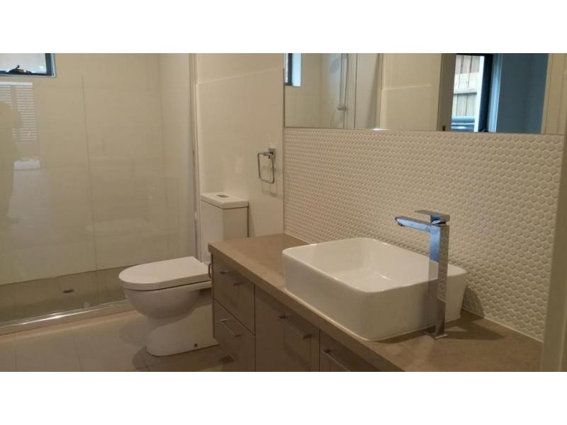 6/12 Leonard Crescent, Ascot Vale VIC 3032