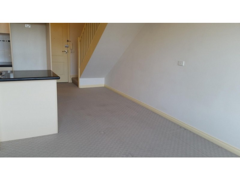 4/249 Drummond Street, Carlton VIC 3053