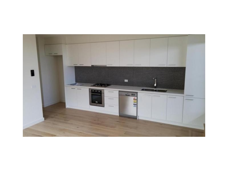 11/12 Leonard Crescent, Ascot Vale VIC 3032