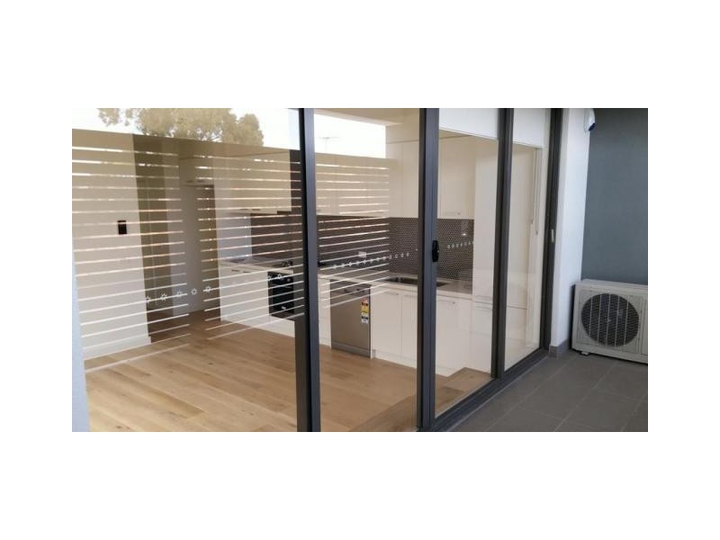 11/12 Leonard Crescent, Ascot Vale VIC 3032