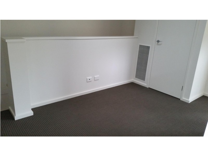 34 Greenhaven Garden, South Morang VIC 3752