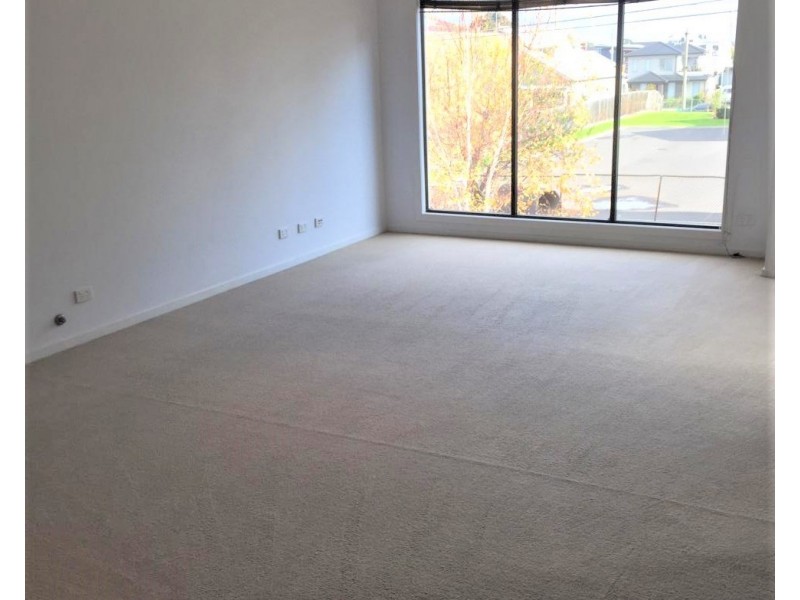 32 Ryan Street, Brunswick VIC 3056