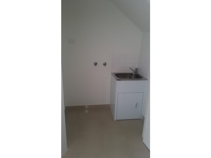 16/2 Sanoma Drive, Skye VIC 3977