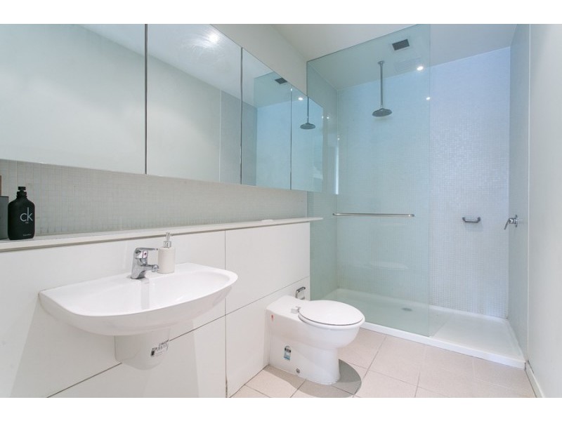 202/217 A’beckett Street, Melbourne VIC 3000