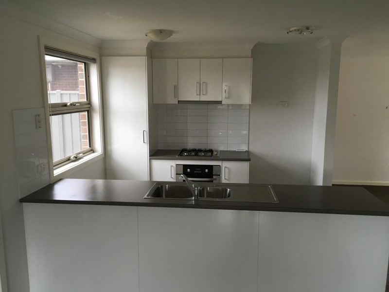 1/15 Parkfield Court, Deer Park VIC 3023