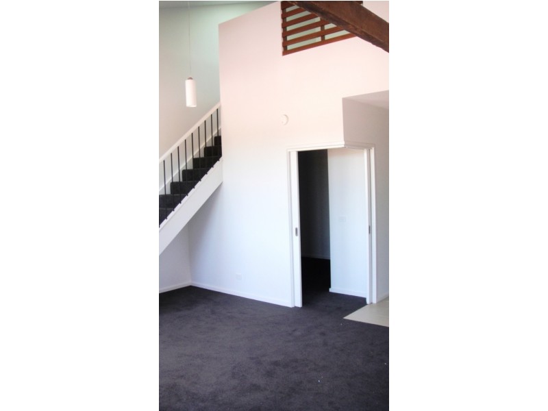 110/8 Pottery Court, Brunswick VIC 3056