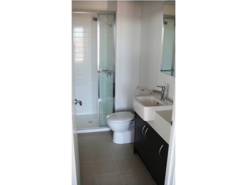 110/8 Pottery Court, Brunswick VIC 3056