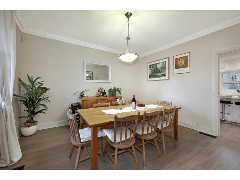 2A Byron Street, Canterbury VIC 3126