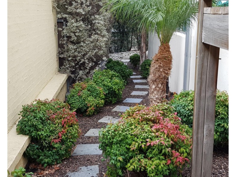 89 Riviera Road, Avondale Heights VIC 3034