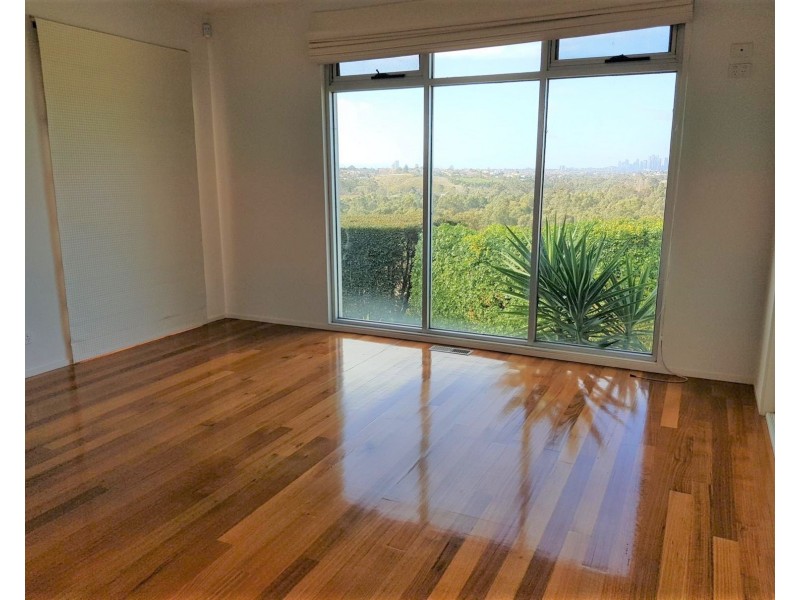 89 Riviera Road, Avondale Heights VIC 3034