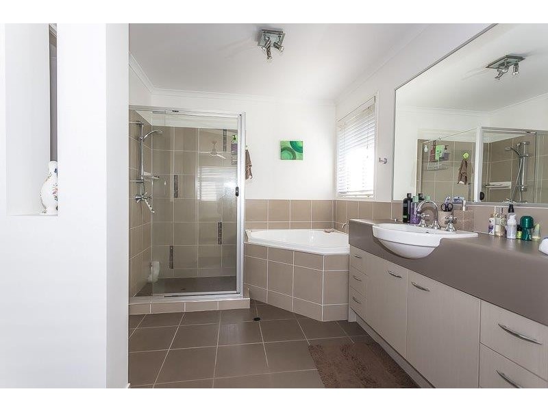 24 Tolkien Place, Coolum Beach QLD 4573