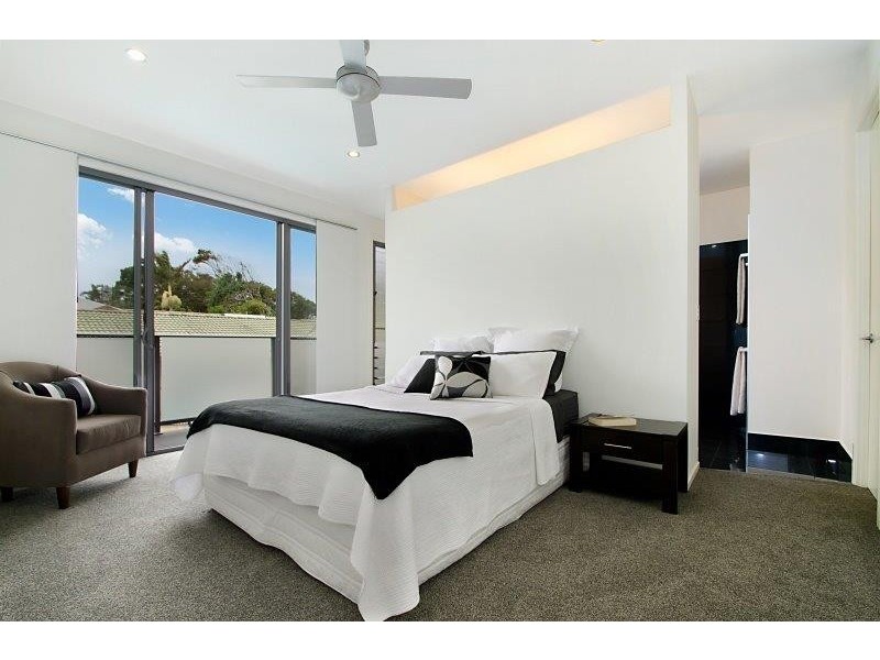 1/6 Second Avenue, Coolum Beach QLD 4573