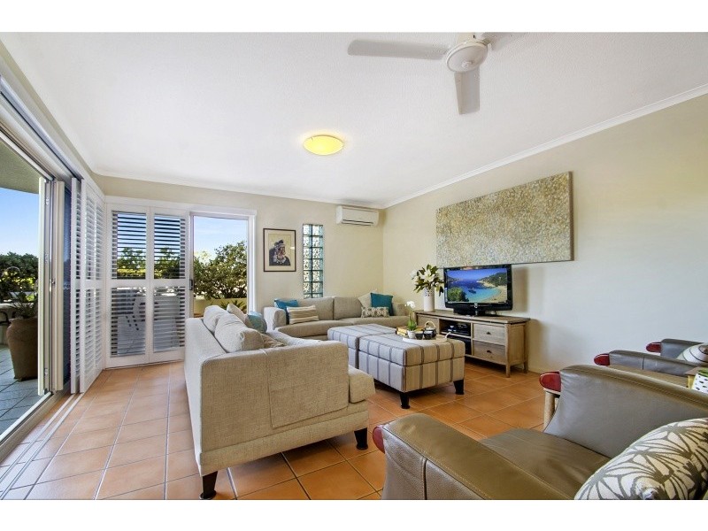 4/15 Andrew Street, Point Arkwright QLD 4573