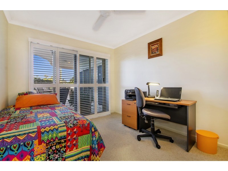 4/15 Andrew Street, Point Arkwright QLD 4573