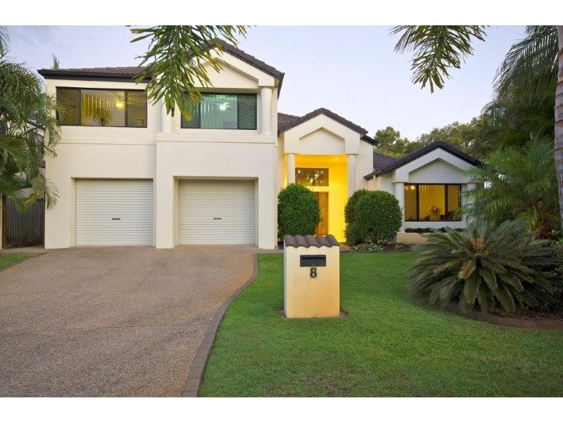 8 Pampling Place, Twin Waters QLD 4564