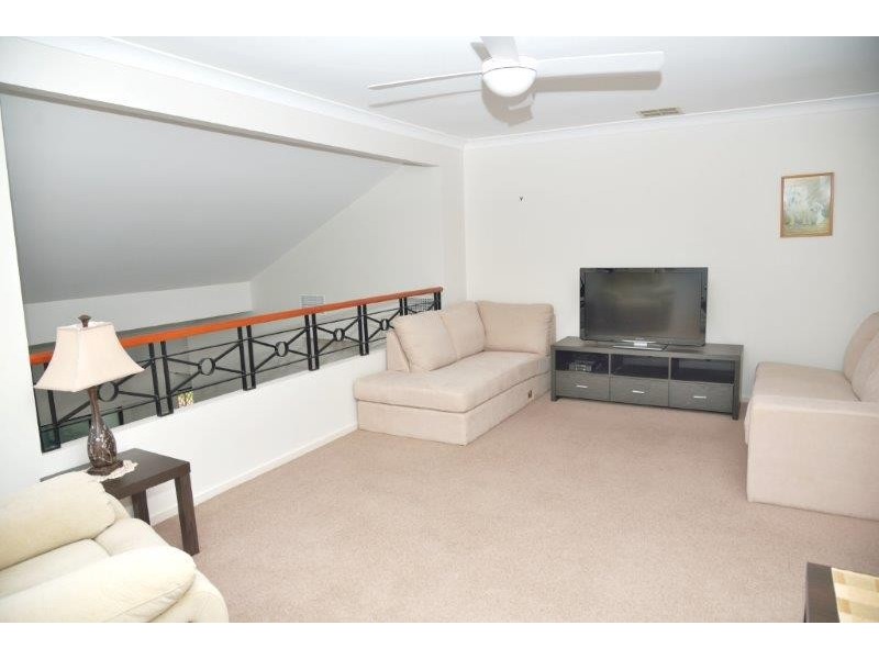 8 Pampling Place, Twin Waters QLD 4564
