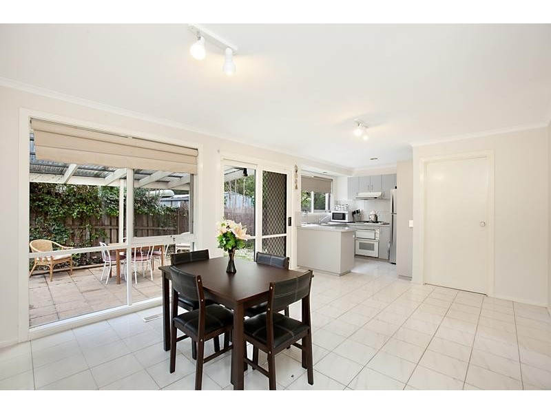 2/63 Unwin Street, Templestowe VIC 3106