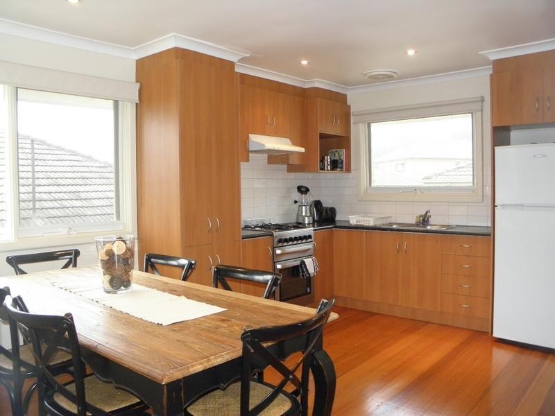 1/11 Grange Park Avenue, Doncaster VIC 3108