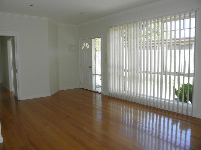 2/76 Porter Road, Heidelberg Heights VIC 3081