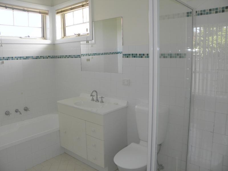 2/76 Porter Road, Heidelberg Heights VIC 3081