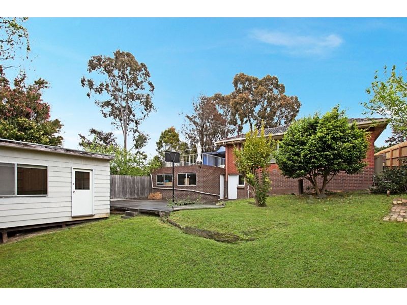 16 Peter Street, Doncaster East VIC 3109