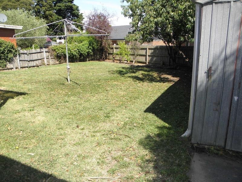 21 Whittens Lane, Doncaster VIC 3108