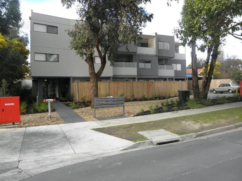 4/42 Sherbrook Avenue, Ringwood VIC 3134