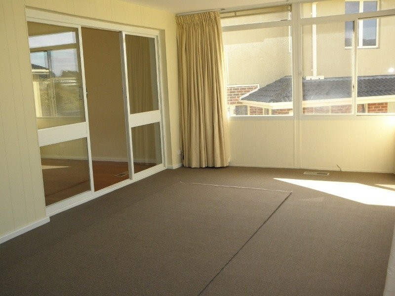 1/6 Nirvana Crescent, Bulleen VIC 3105