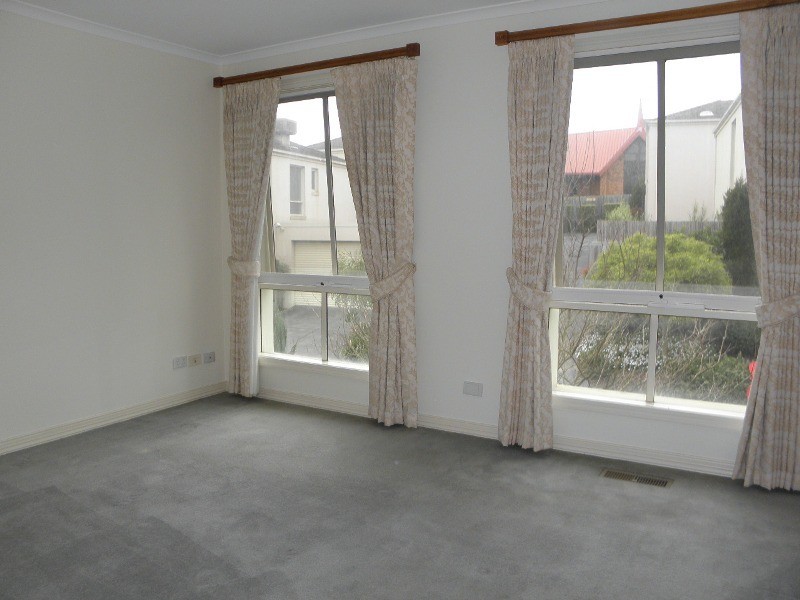 24/765 Boronia Road, Wantirna VIC 3152