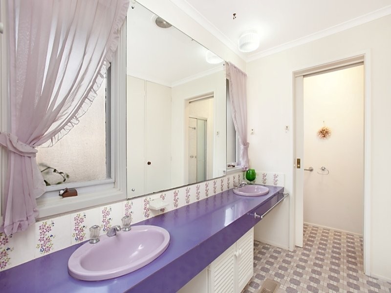 46 Dunbarton Drive, Wantirna VIC 3152