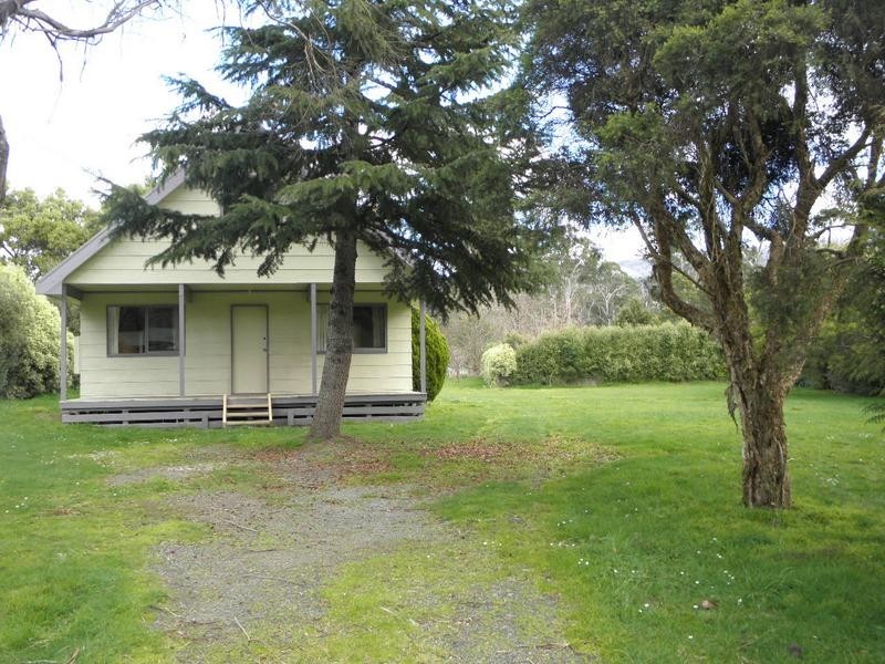 5 Aroona Drive, Buxton VIC 3711