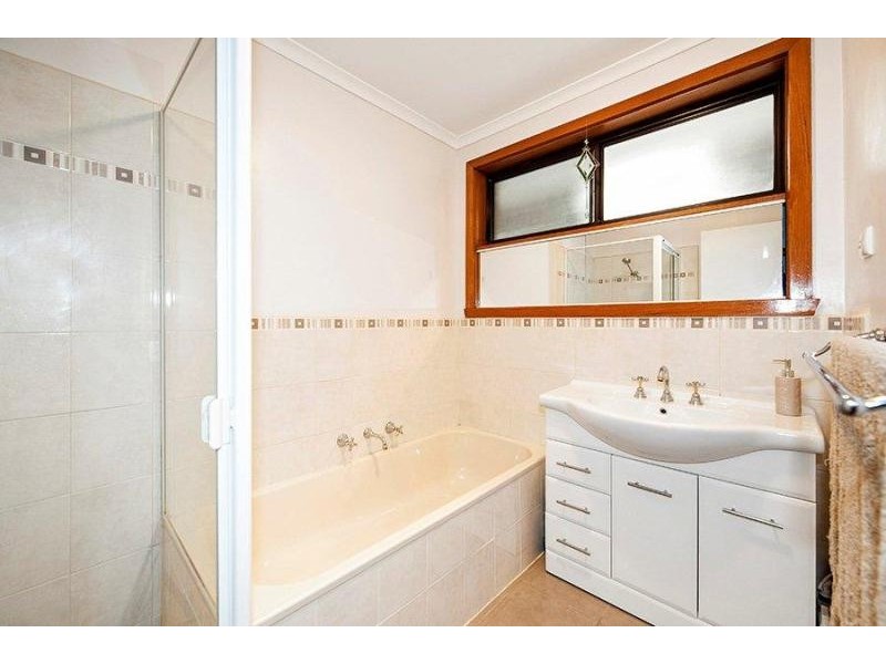 2 Brookes Court, Mill Park VIC 3082