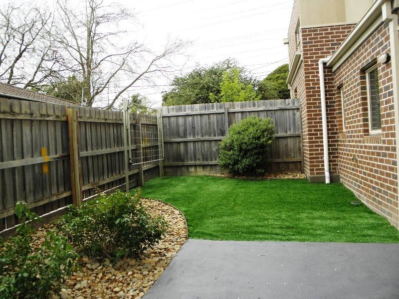 2/32 New Street, Ringwood VIC 3134