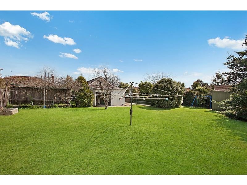 50 Station St, Burwood VIC 3125