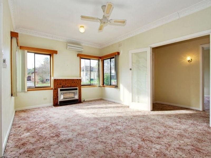 42 Gillard Street, Burwood VIC 3125